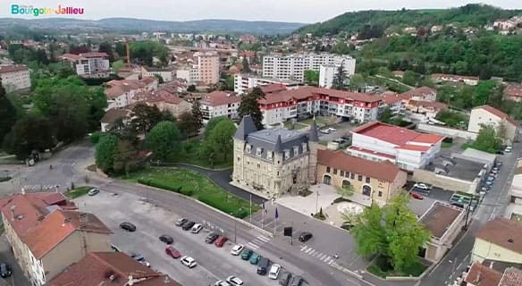 Magicien Bourgoin Jallieu dans la ville